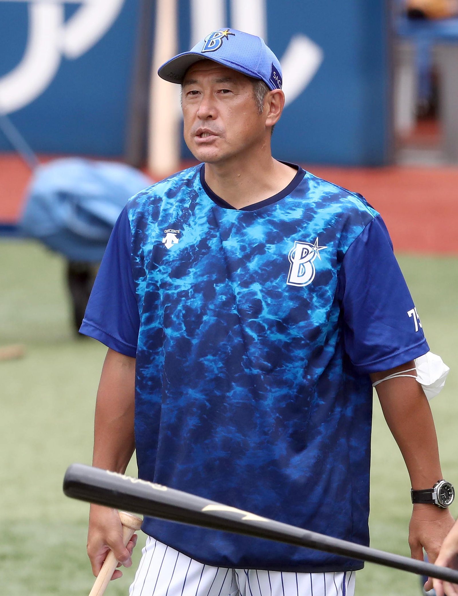 DeNA・石井琢朗コーチが今季限りで退任 球団発表 本人から申し出