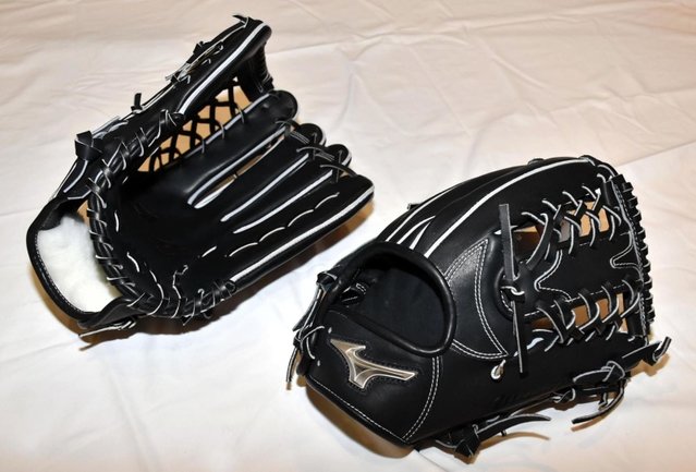 イチローさん×ミズノ、グラブの共同開発「A51」始動 宍粟のマイ